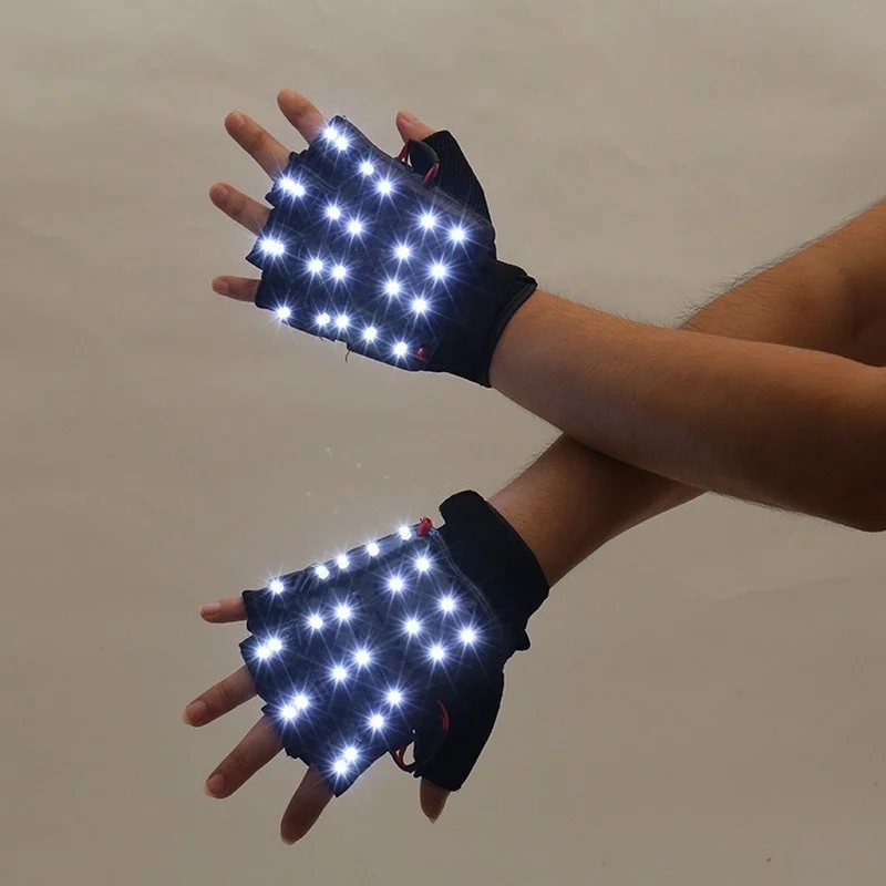 

1Pc Glowing Glove Halloween LED Gloves Glow In The Dark Concert Event Laser Gloves USB Charging for Festival Glow Party Supplies