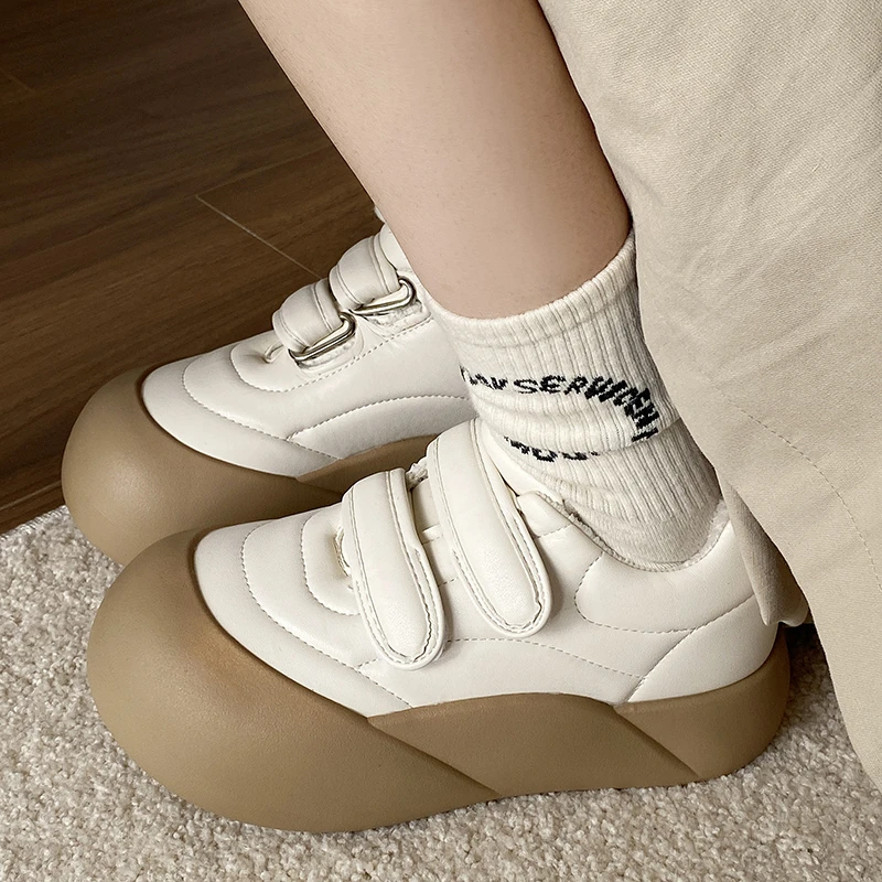 

New Thick Soled Round Head Women Shoes 2023 Winter New Sports Shoes for Women Fashion Women's Shoes Sneakers Zapatos Mujer