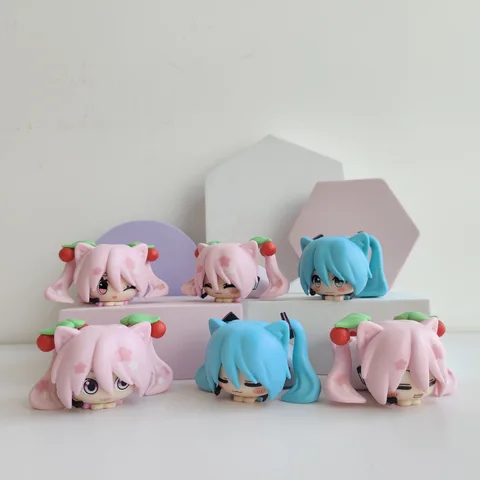 Фигурка Хацунэ Мику Bandai