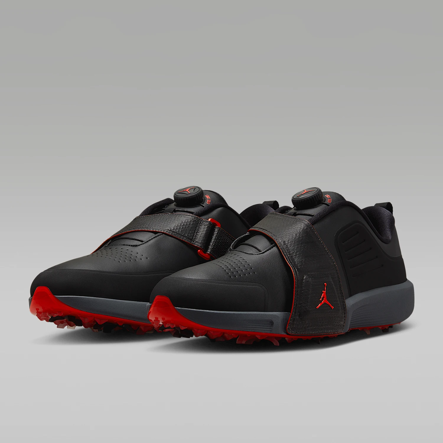 Фото Мужские легкие амортизирующие спортивные туфли для гольфа Nike Authentic JORDAN FV6338-001 №1