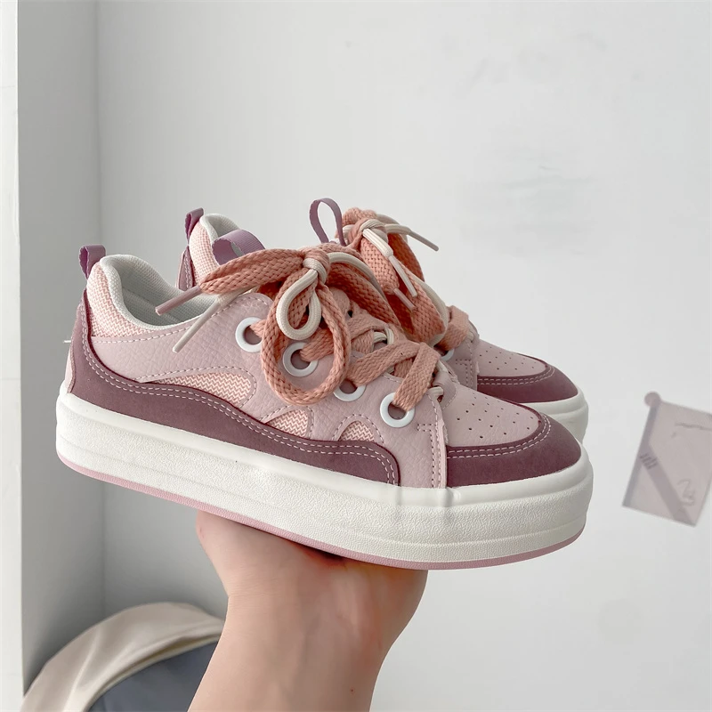 

Elegant Women Sneaekrs New Fashion Breathable PU Leather Sneakers Korean Style Mixed-Color Lace-Up Platform Shoes For Women