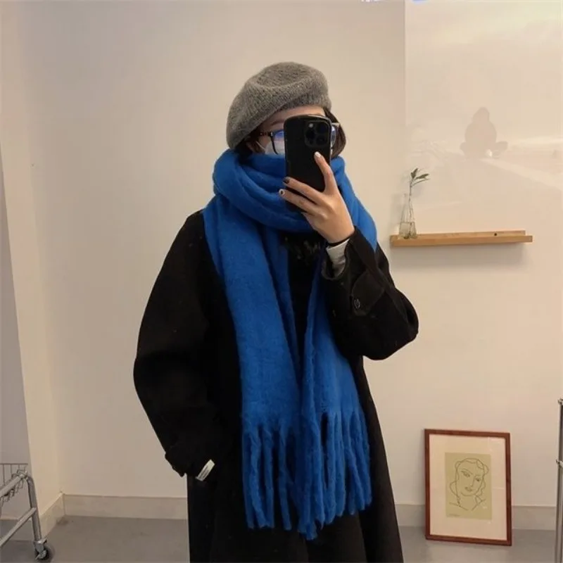 Klein синий однотонный мохеровый модный удобный шарф с кисточками женский зимний