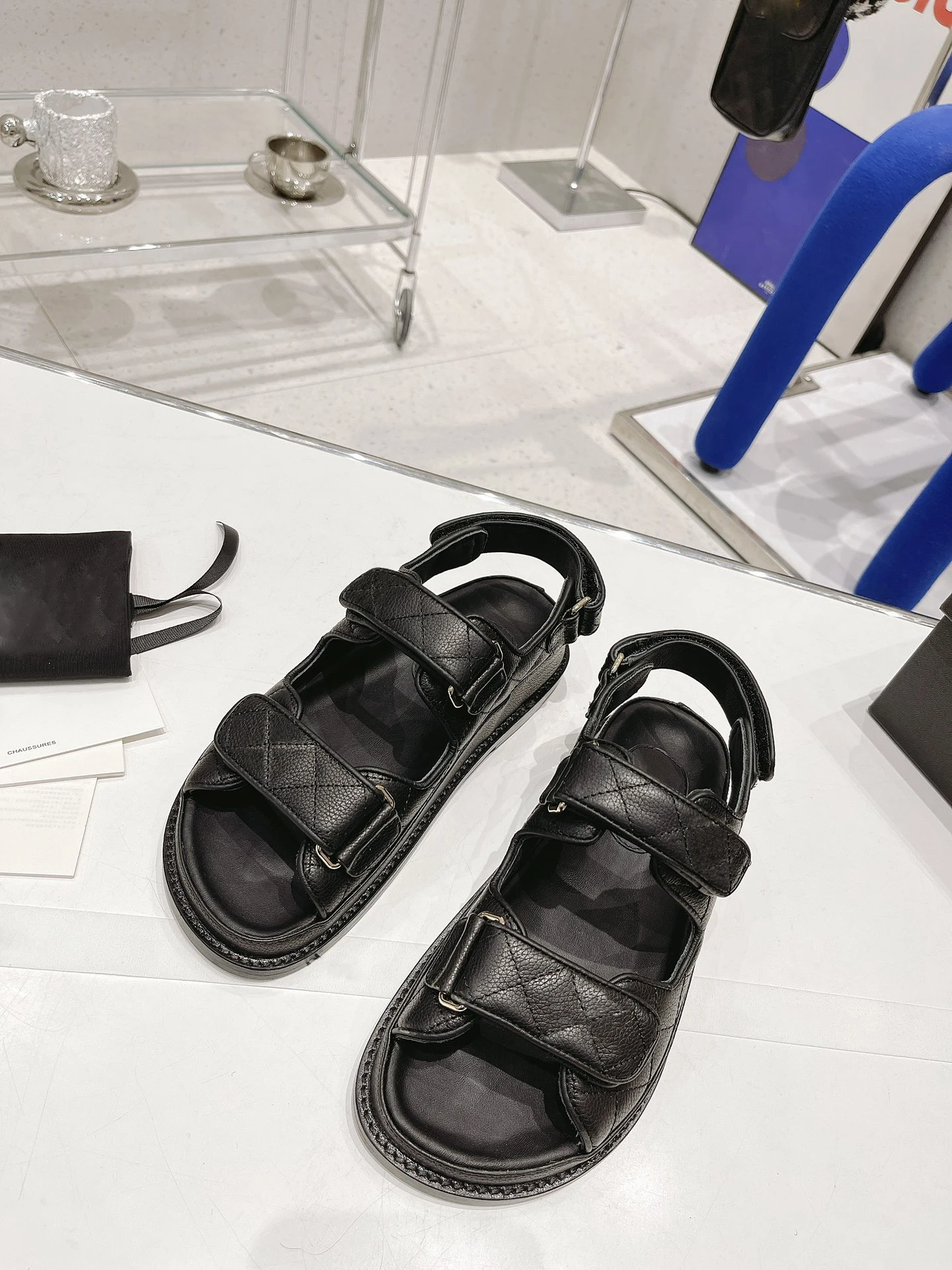 

Женская обувь 2022, женские тапочки, женская спортивная обувь, женская обувь на высоком каблуке, женская кожаная обувь на плоской подошве