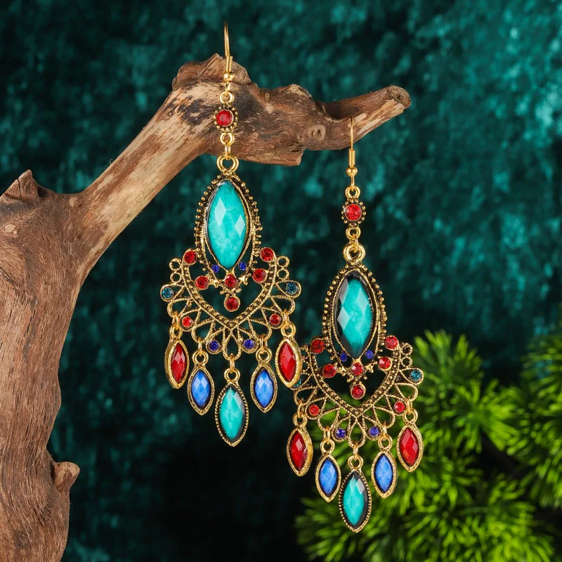 

Vintage Ethnic Water Drop Tassel Dangle Earrings for Women Boho Long Hollow Geometric Earrings Jhumka Wedding Vacation Jewelry