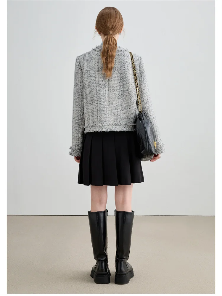 Рисунок 5 - Куртка женская шерстяная короткая с круглым вырезом