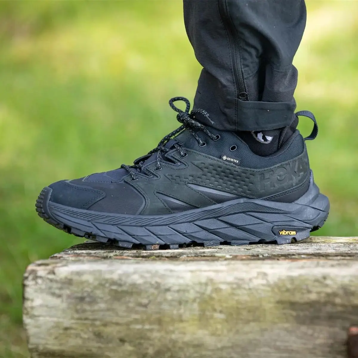 

HOKA Men's Shoes Ananapa Low GTX Waterproof And Shock-absorbing Hiking Shoes