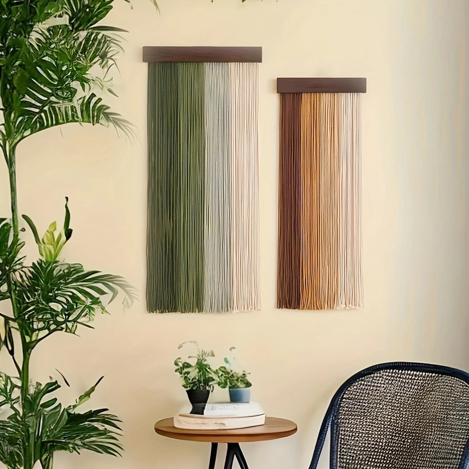 Набор настенных гобеленов с кисточками в полоску и космическую тематику —