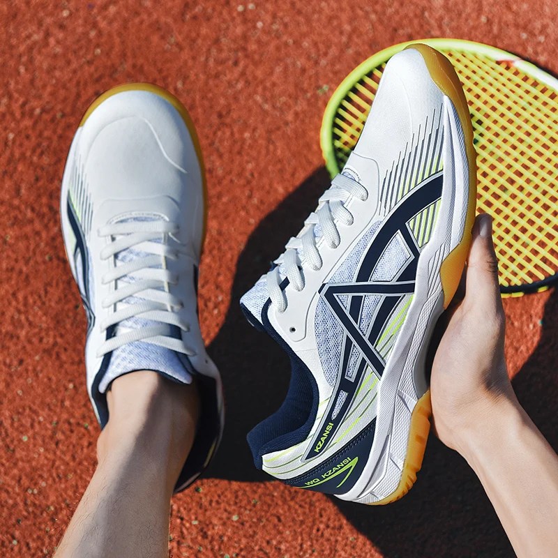 2023 New Brand Mens Badminton Shoes Spring Lightweight Volleyball Sneakers Men Lace Up Breathable Badminton Trainers Sneakers