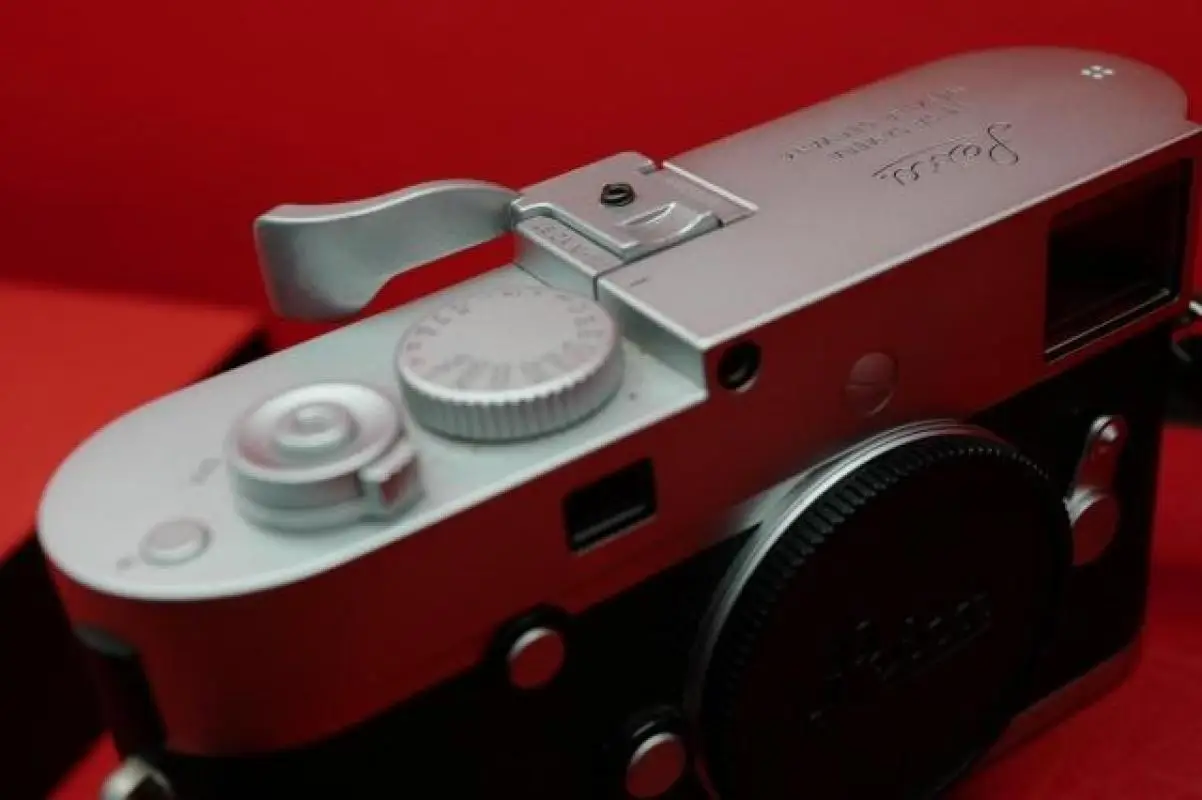 

Metal Hot Shoe Thumb-Up Hotshoe Thumb Up Grip For leica Q camera