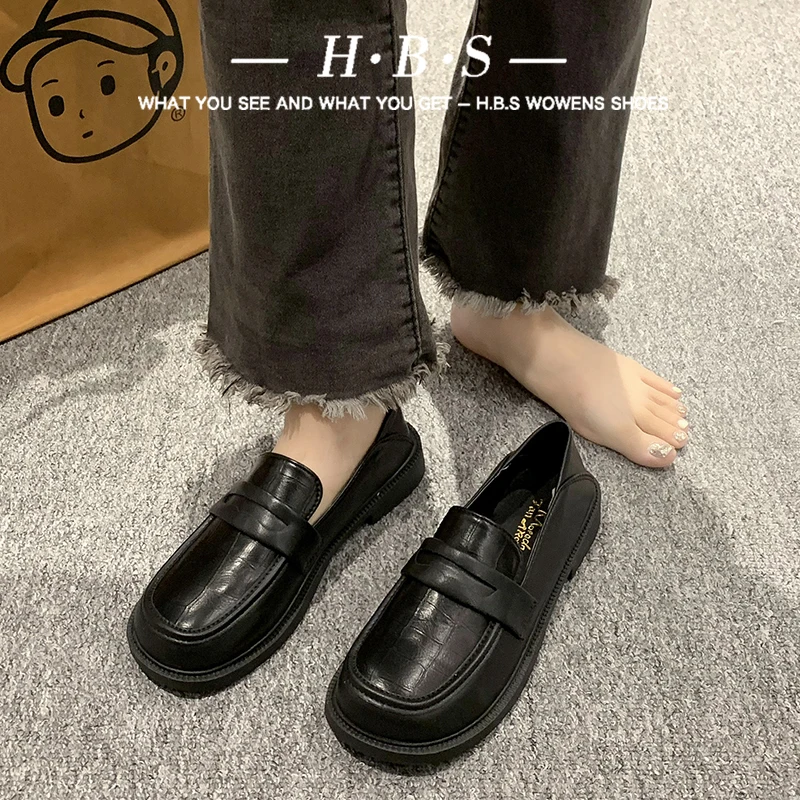 Лоферы женские с мехом универсальные оксфорды без застежки плоская подошва в