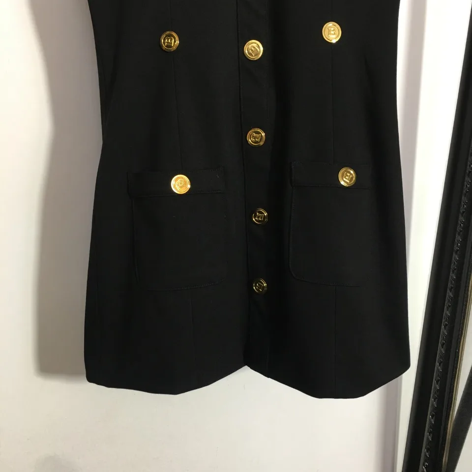 Женское платье-чехол с лямкой на шее черное оригинальное платье-мини уникальным