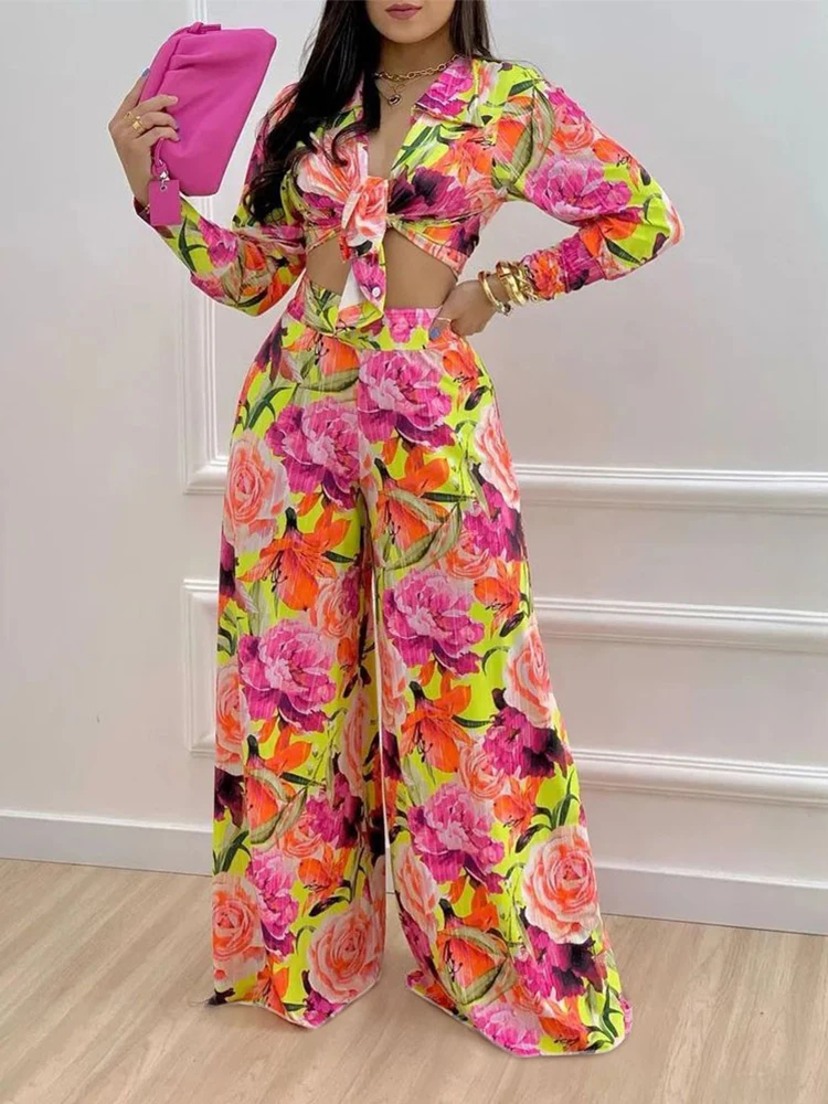 Женский комплект из рубашки на пуговицах с цветочным принтом и брюк широкими