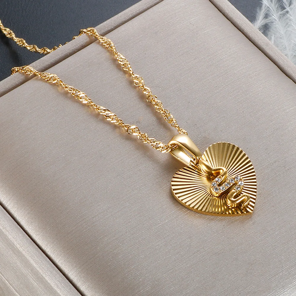 

Pave Zircon Snake Shape Love Heart Pendant Necklace Stainless Steel Gold Plated Chain for Women Girl Daily Wear Jewelry Gift