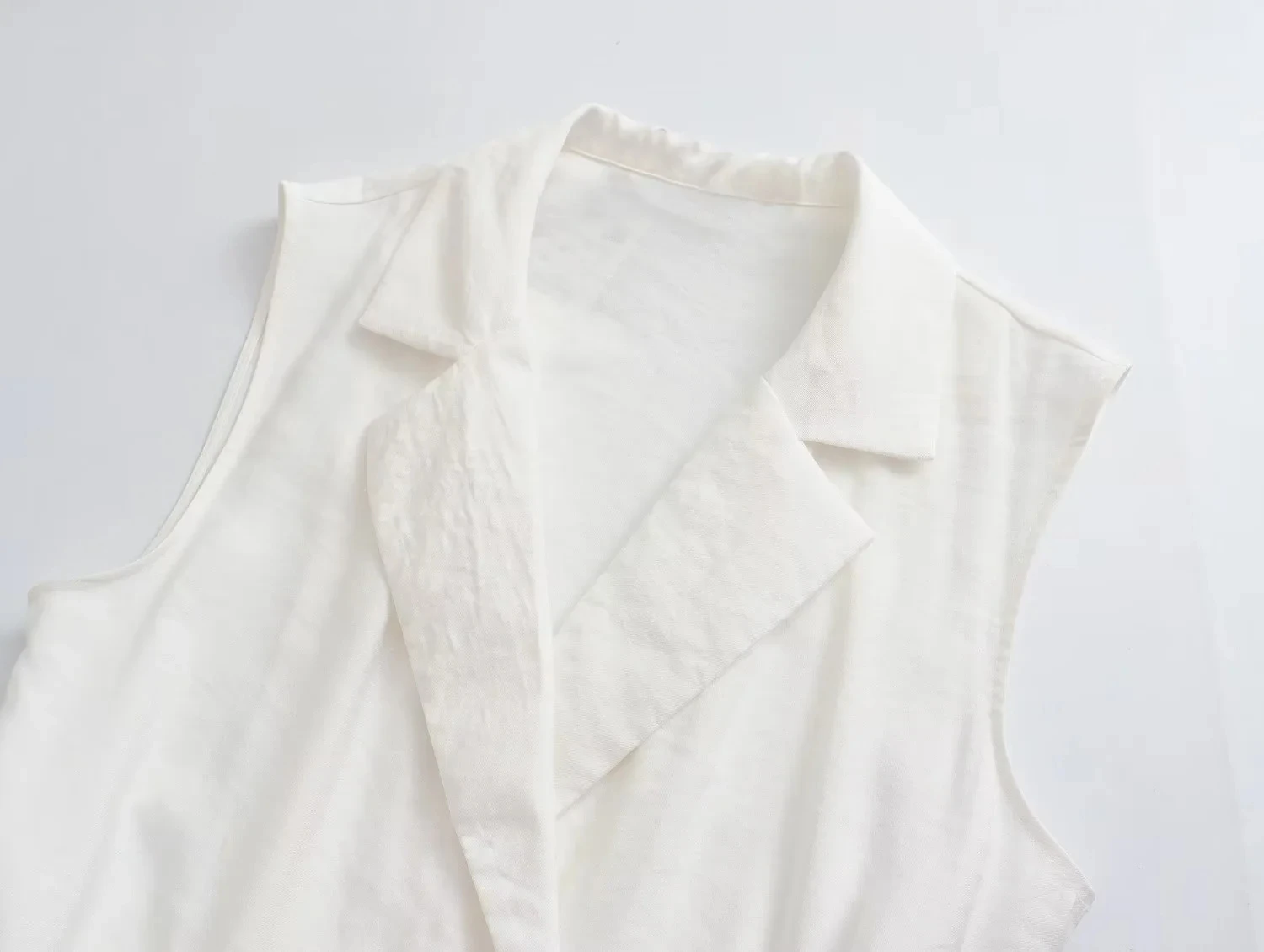 Withered 2023 England Style Office Lady Fashion Pure White Buckle Sashes Loose Sleeveless Jumpsuits Women