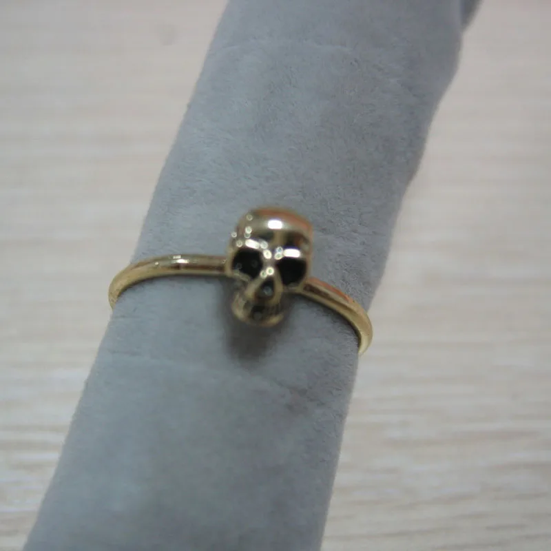 Оптом 50 шт./лот кольцо в виде черепа стиле панк готика кольца скелета для женщин и