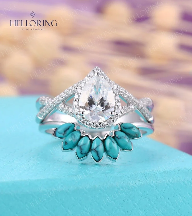 

New water drop shaped White Diamond Princess set ring, European and American fashion female engagement and proposal diamond ring