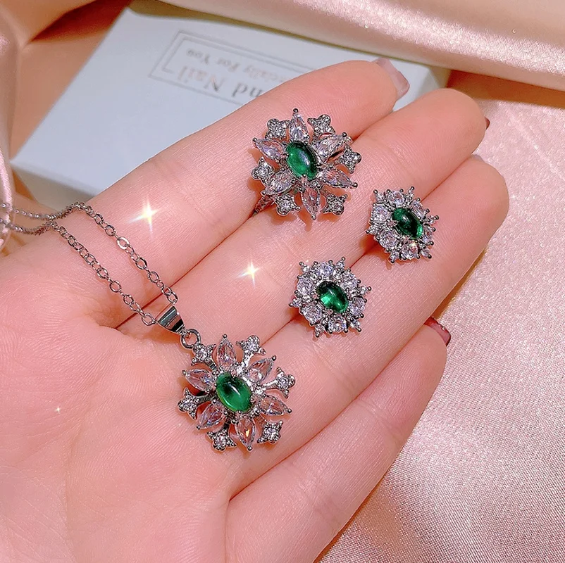 

Luxury Baroque Emerald open Ring Earrings Designer Necklace Shiny Full Diamond Wedding Bride Anniversary Jewelry Set Gift