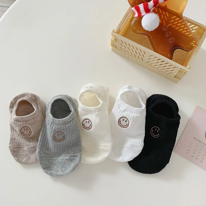5Pairs Cotton Women's Socks Embroidered Smiley Face Solid Color Boat Socks for Women Summer Silicone Non-slip Invisible Sock