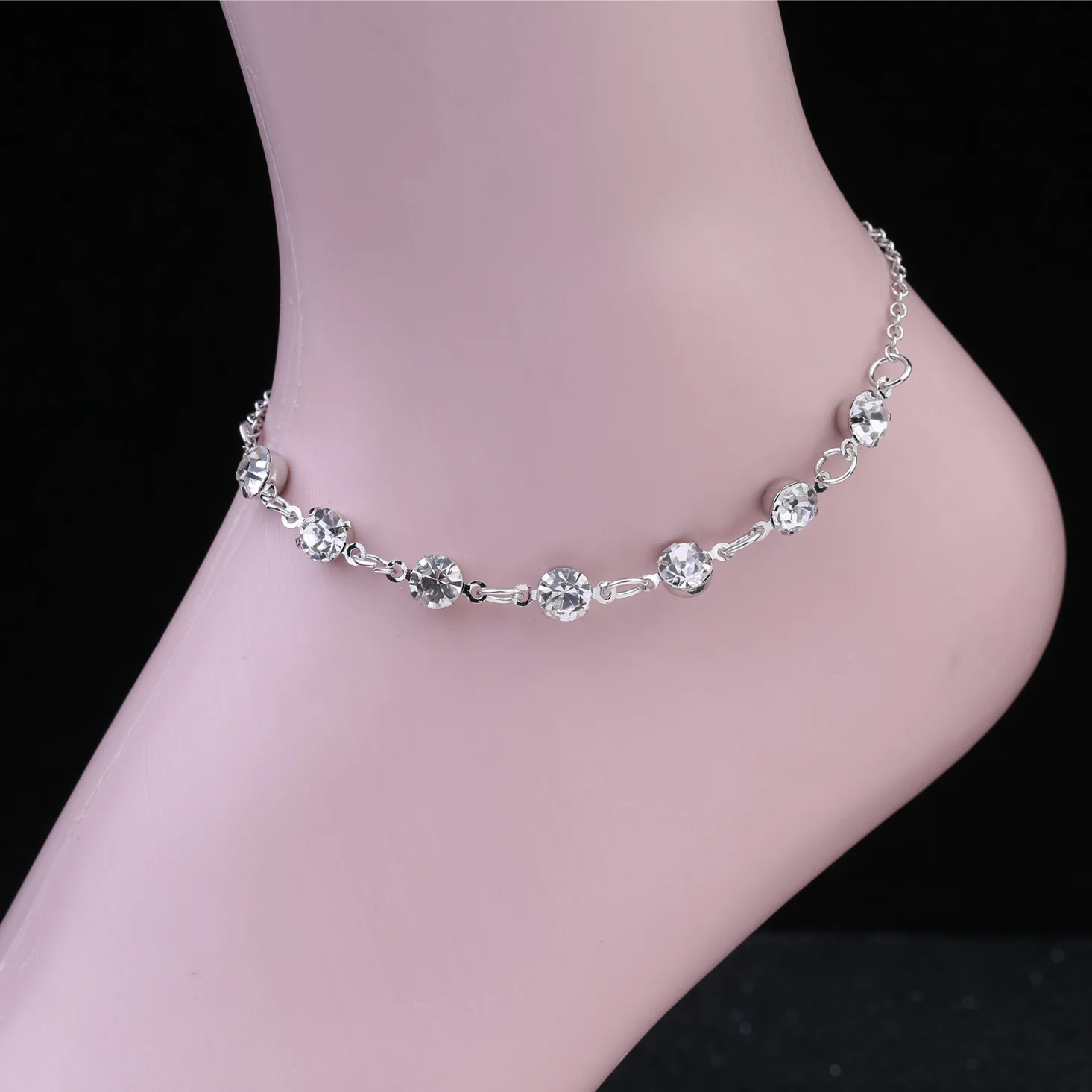 

New Fashion And Exquisite Anklet Simple Retro Anklet Jewelry 7 Rhinestone Anklets FT1003