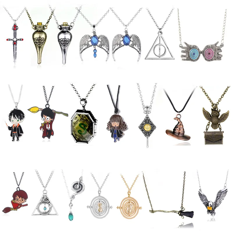 

20pcs Movie Cosplay Necklace Time Hour Hourglass Can Be Rotated Triangle Gregory's Fiduciary Pendants Necklace For Fans Jewelry