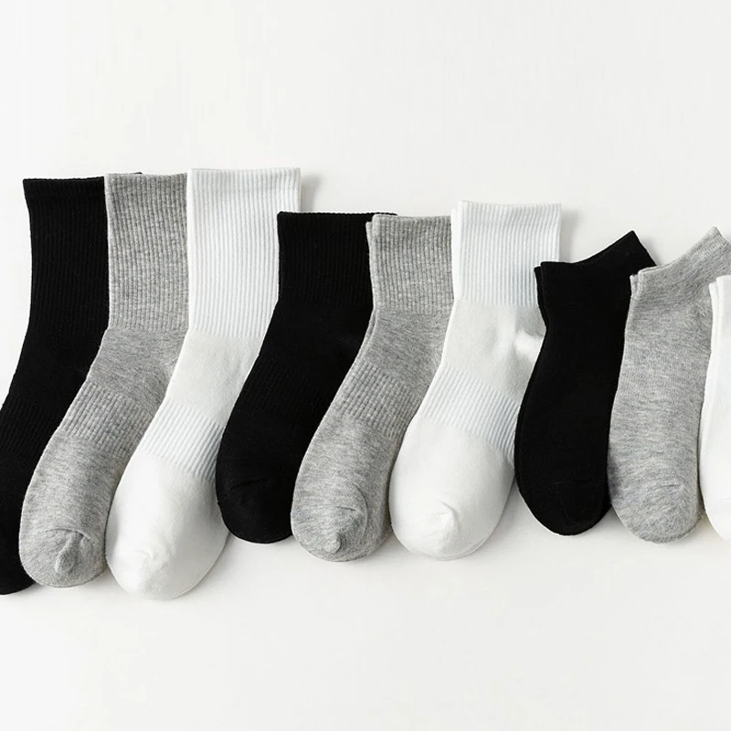 

Женские хлопковые носки, носки средней длины в стиле ретро, осенне-зимние мужские носки, модные носки для девочек, вязаные носки с иглами, черные, белые, серые