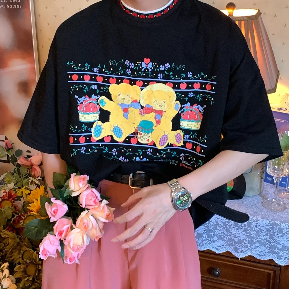 

Cartoon Bear Love Print Black Hip Hop T Shirt Women Short Sleeve 2022 Summer American Retro Couple Wear Korean FashionT-shirts