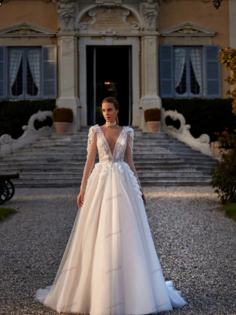 

Sexy Wedding Dresses Deep V-Neck Bridal Gowns Lace Appliques Long Sleeves A-Line Robes Tulle Tiered High Split Vestidos De Novia