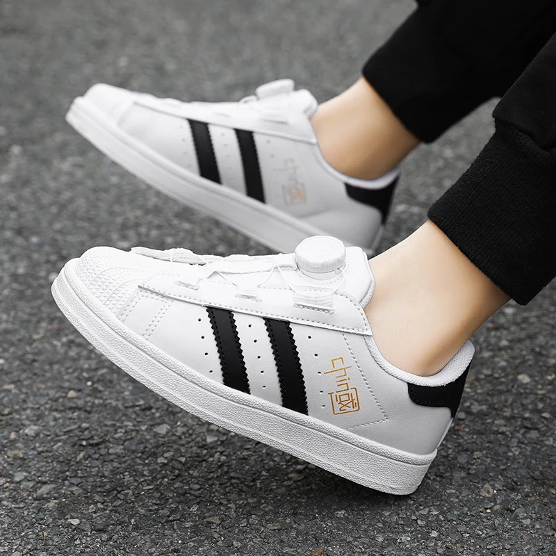 Brand Children Boys Skateboarding Shoes Flat Non-Slip Girls Kids Sneakers Child Sport Shoes Leather 2023 Boy Girl Walking Shoes