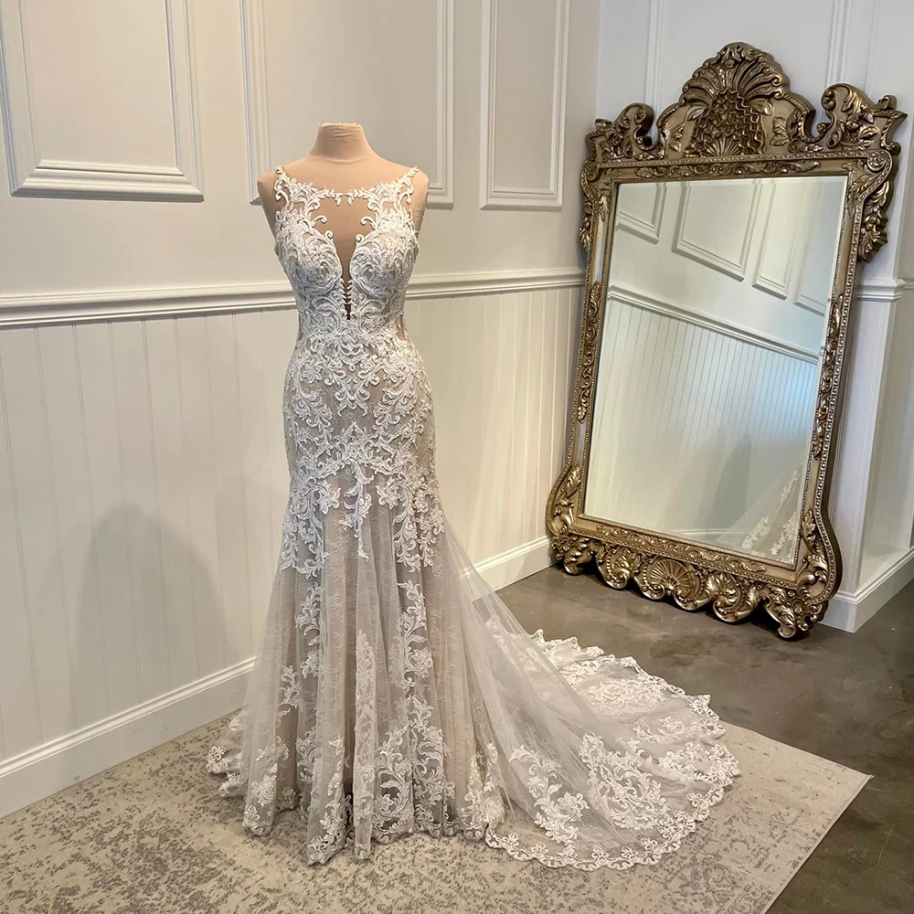 

Boho Wedding Dresses For Women O-Neck Sleeveless Sleeveless Bride Gown Lace Applique Court Train Tulle Trumpet Vestido De Noiva