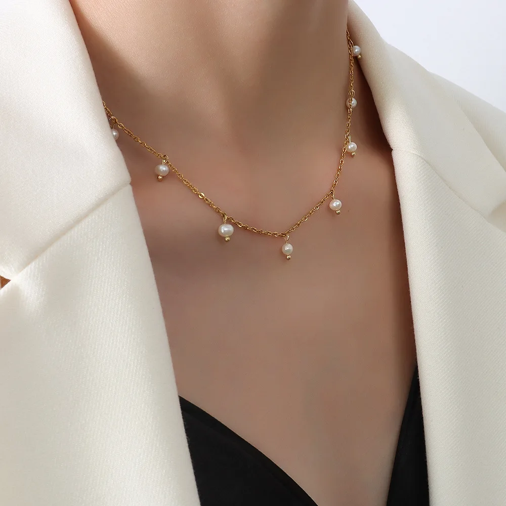 

Real Fresh Water Pearl Chain Necklace 18k Gold Plated Titanium Necklaces For Women French Design Luxury Tassel Choker Wholesale