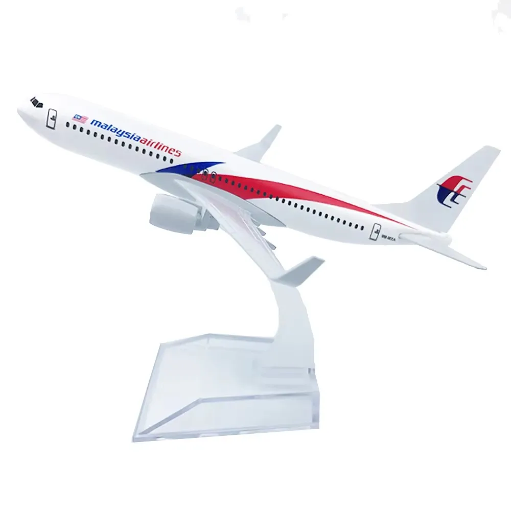Масштаб 1/400 737 модель самолета из сплава 16 см B737 Малайзийская авиакомпании с