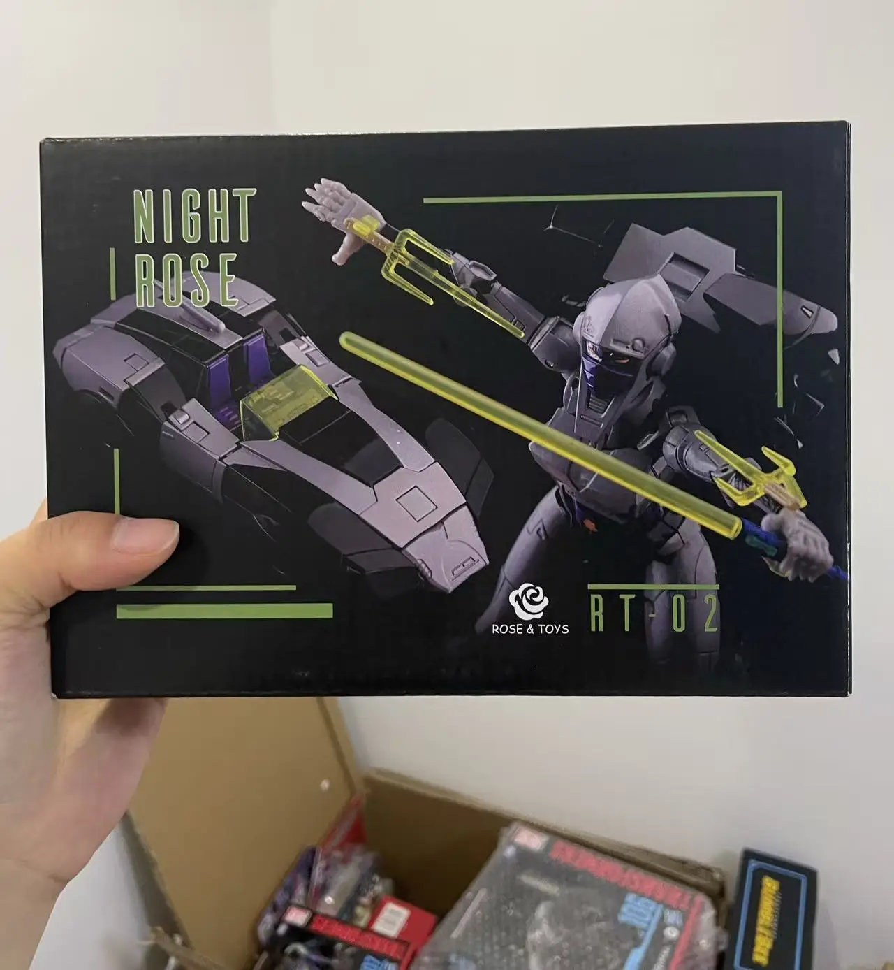 Фото В наличии: Трансформируемая игрушка Nightbird RT-02 Arcee, женская фигурка ниндзя Night Rose KO MP55, модель робота-трансформера, подарок для мальчика №3