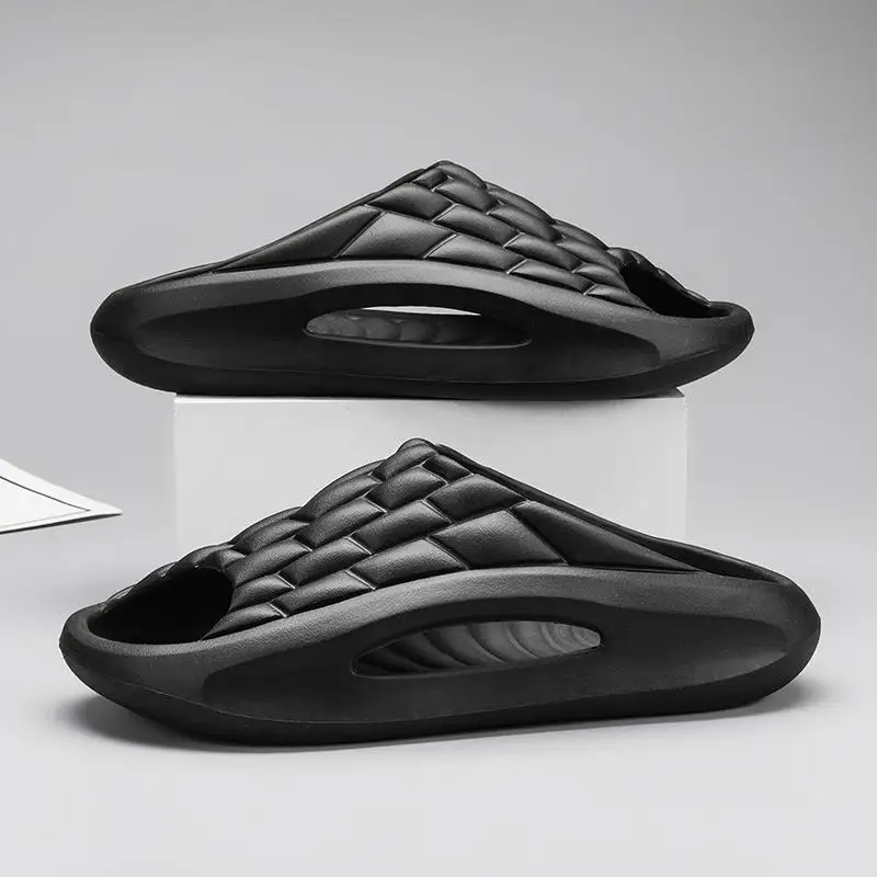 

Мужские летние тапочки, новинка 2023, стильные дышащие домашние Тапочки для ванной, для мальчиков, домашняя летняя уличная одежда