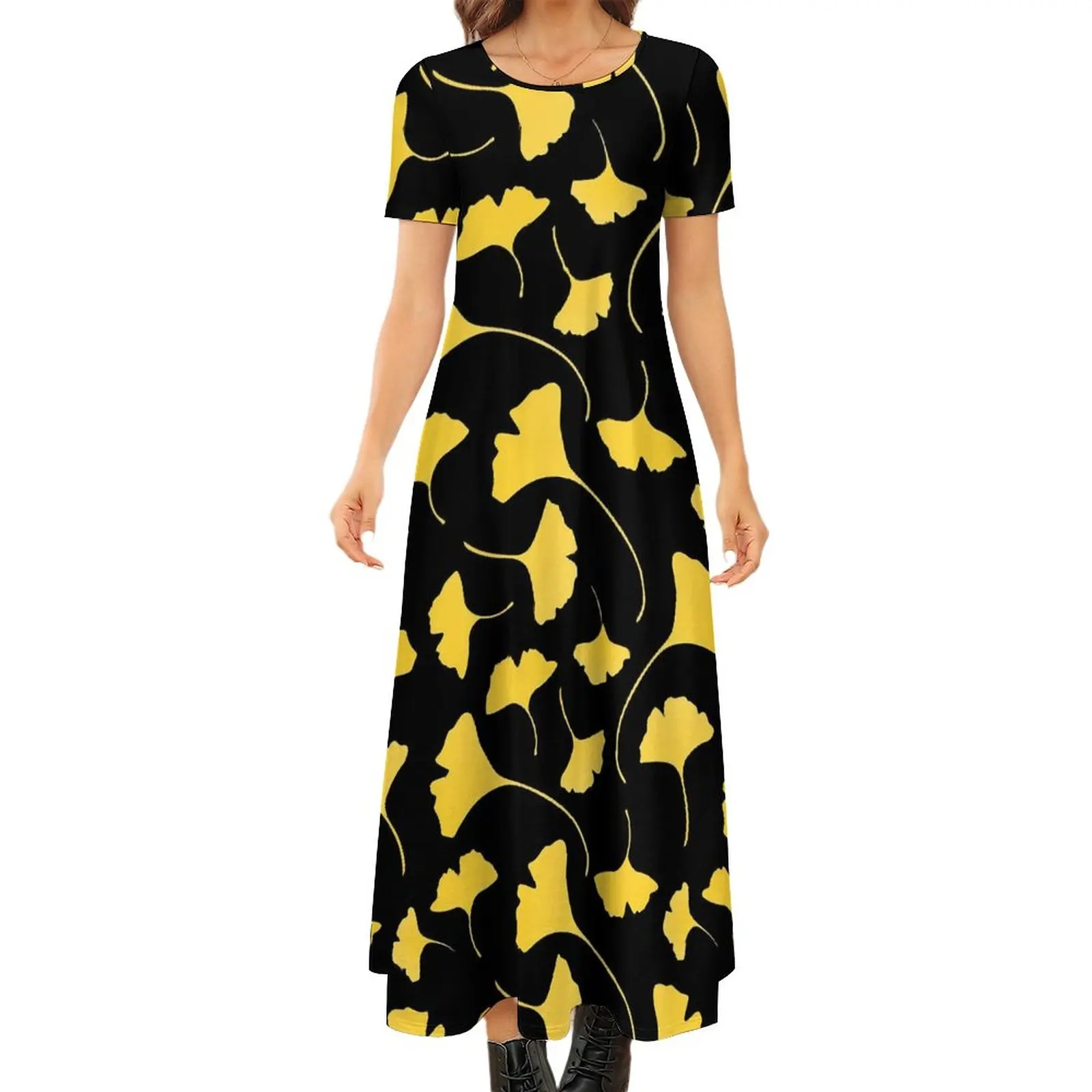 

Платье-макси с коротким рукавом и принтом в виде желтых листьев