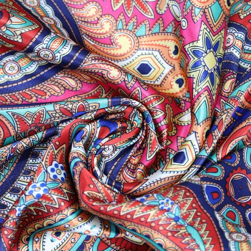 Рисунок 4 - 90*90 см просторный атласный винтажный