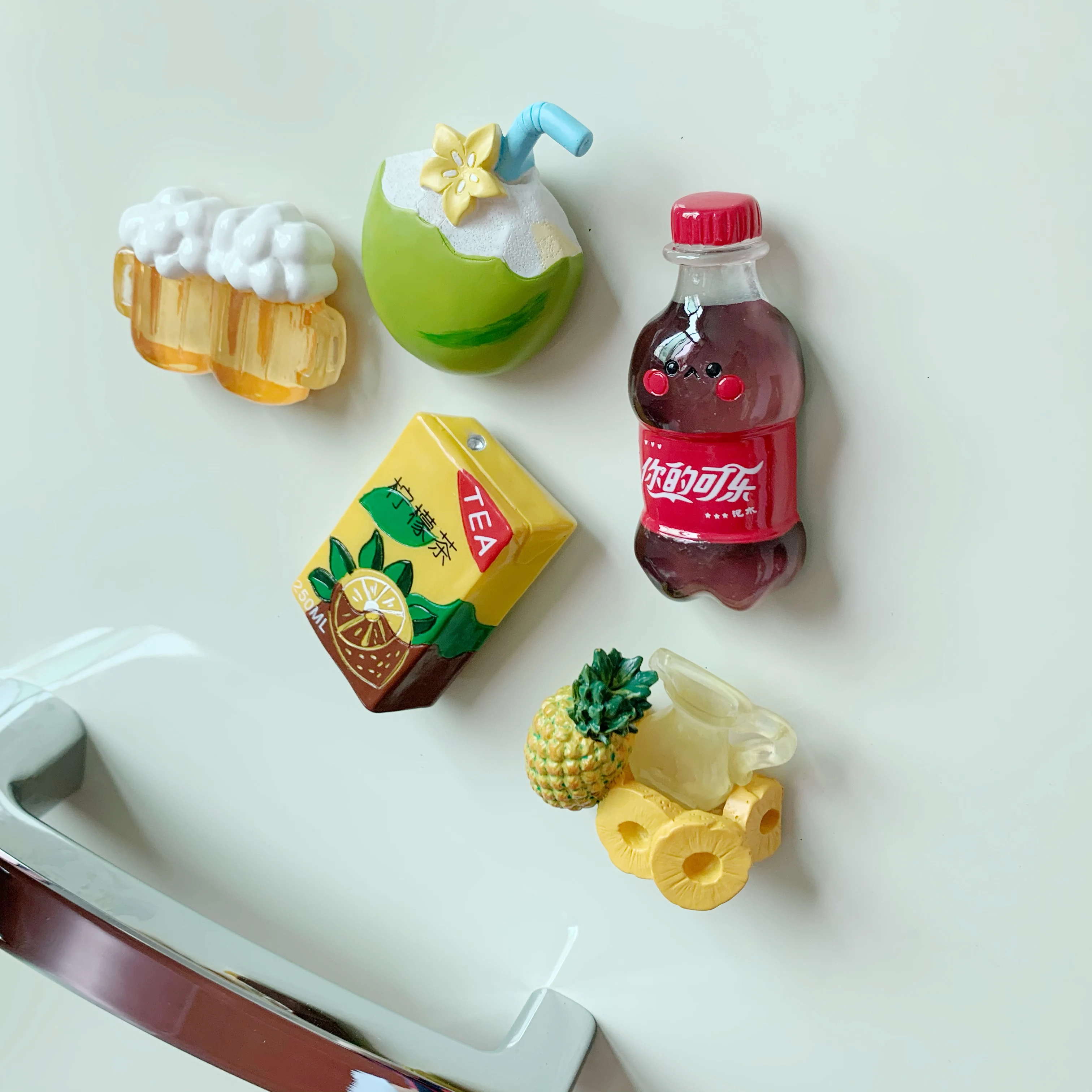 

refrigerator magnet personality creative stereo cartoon cute magnetic paste beverage magnetic paste magnet magnetic attraction
