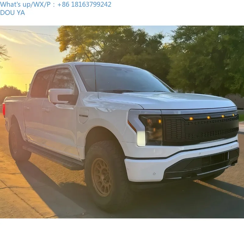 Фото Передняя решетка радиатора с подсветкой для Ford F150 LIGHTNING 2023-2024, верхняя гоночная решетка Raptor F-150 №2