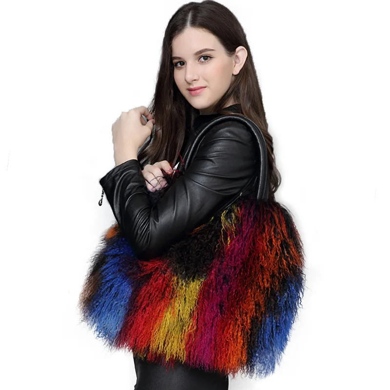 2022 Women's Casual Leather Beach Wool Bag Fluffy Bag With Black Chain Fur Bags For Women Designe Shoulder Bags Fur Bags