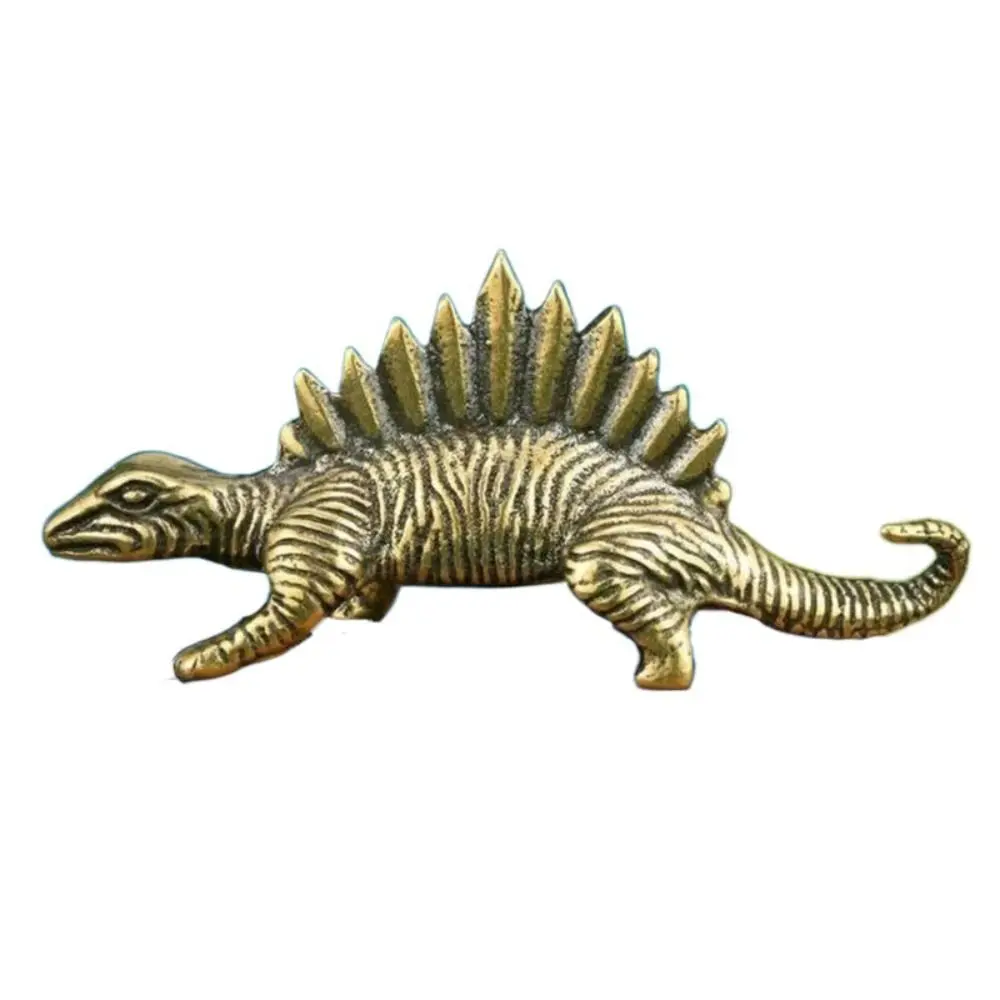 

Статуя динозавра из меди