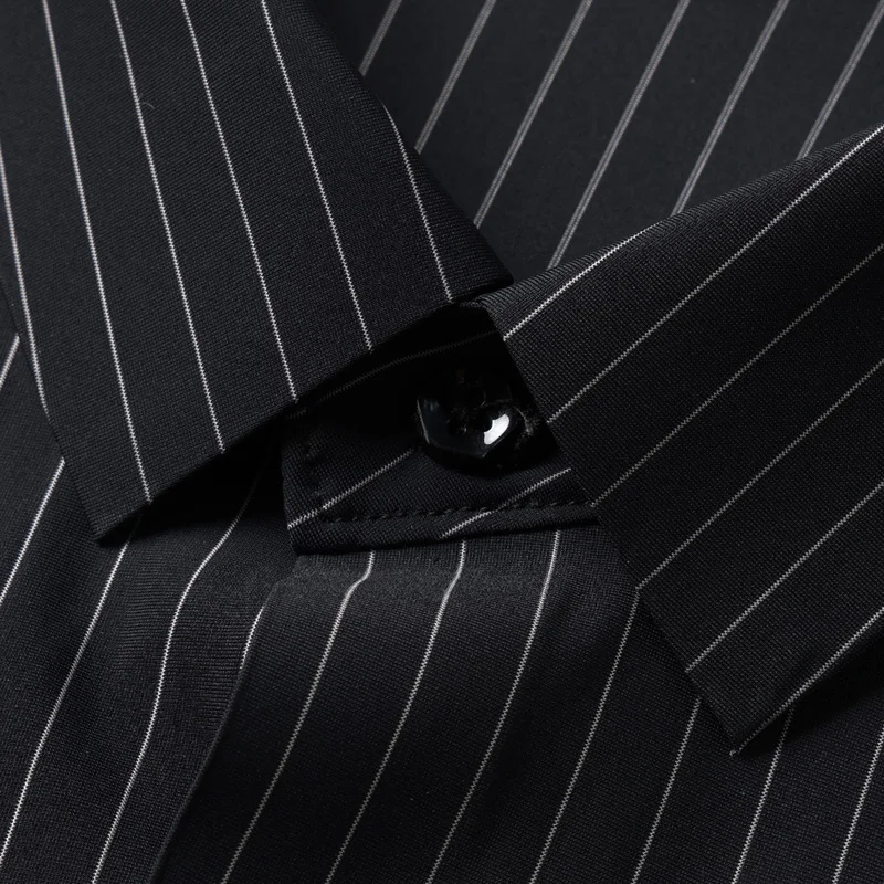 Мужская рубашка с длинным рукавом в полоску