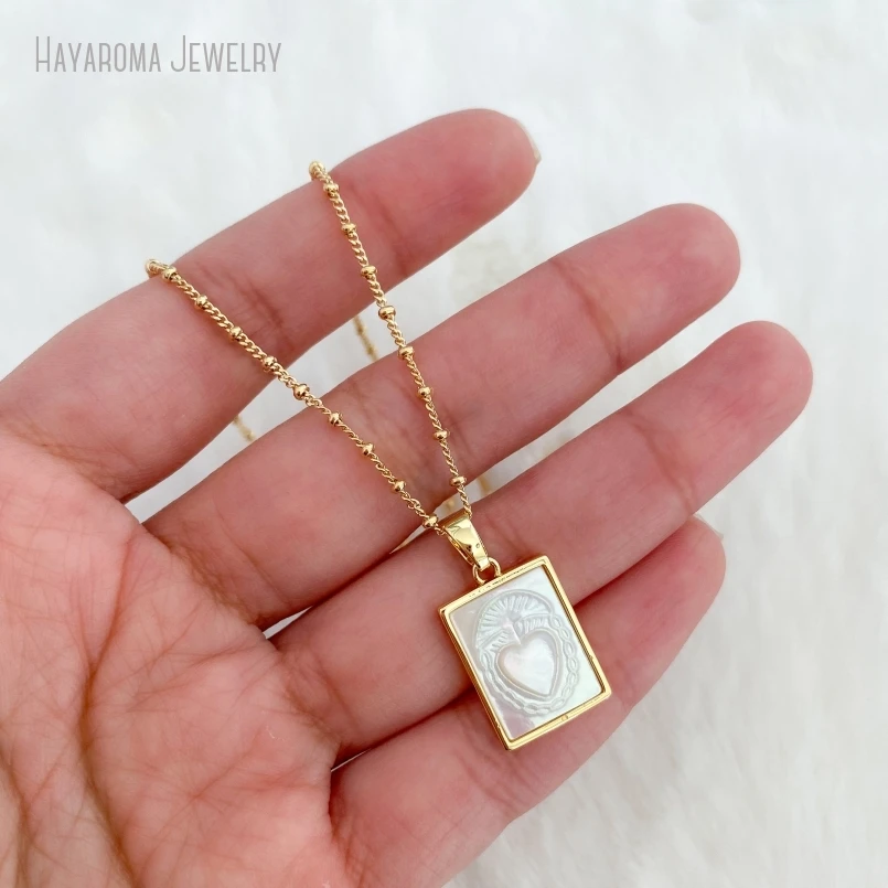 10 шт. перламутровое ожерелье с лопастной медалью в форме святого сердца