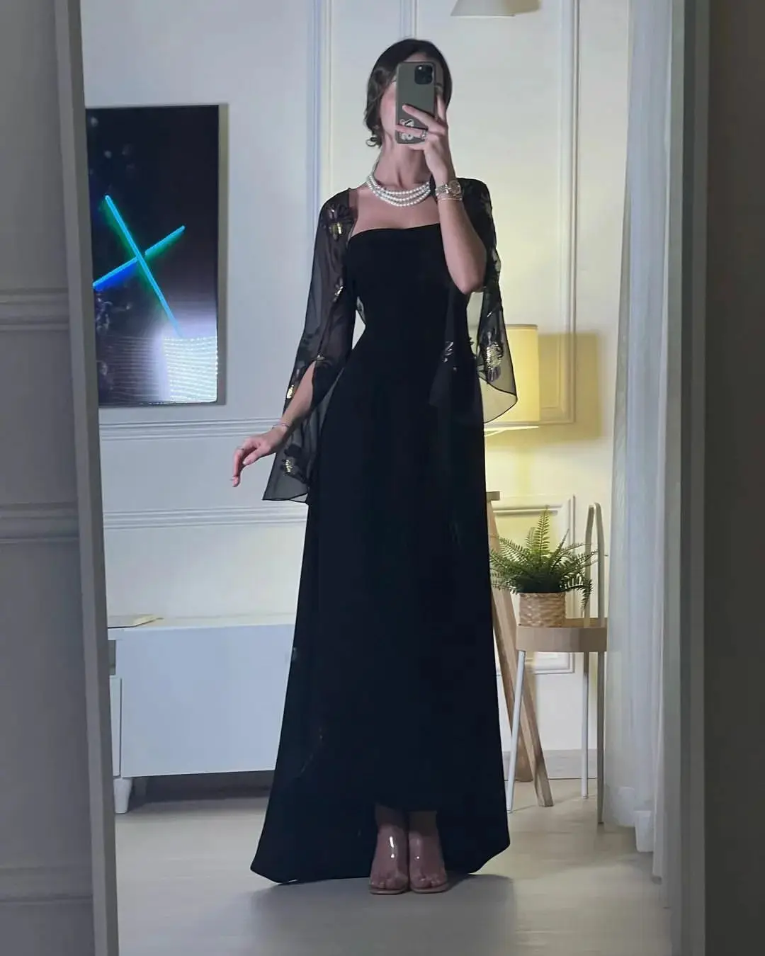 

Black High Low Prom Dresses Strapless Zipper Back Evening Party Gowns for Saudi Arabia Women Wear Long Sleeves Embroidery Jacket