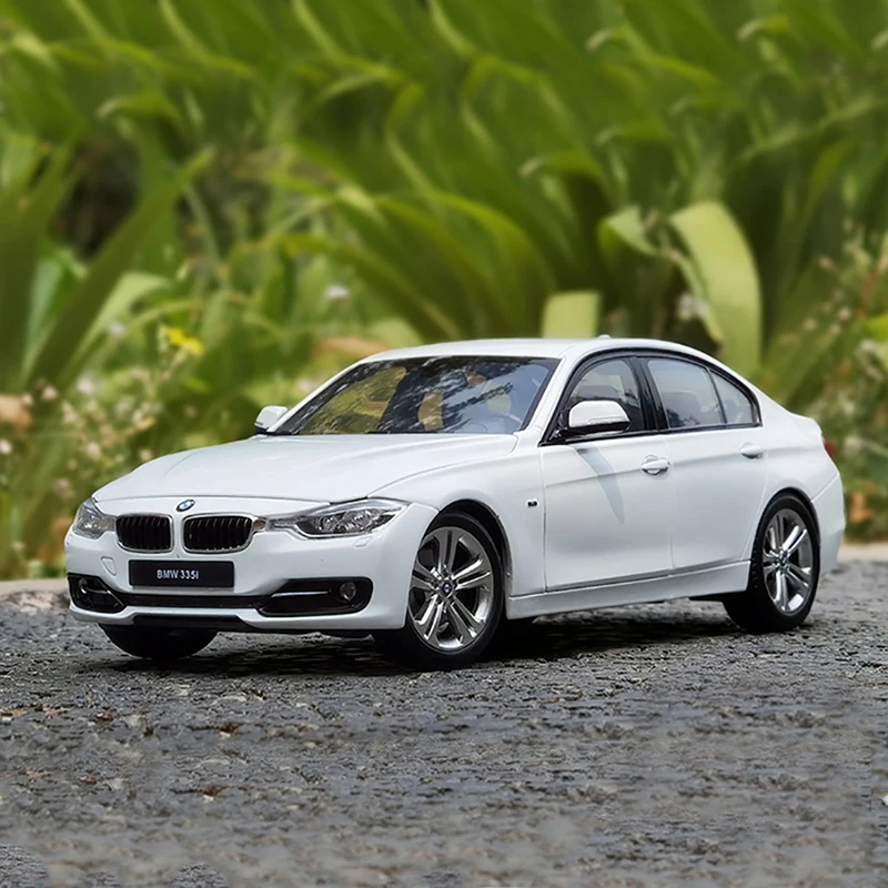 WELLY 1:18 BMW 335i масштаб автомобиль высокой имитации металлический Классическая