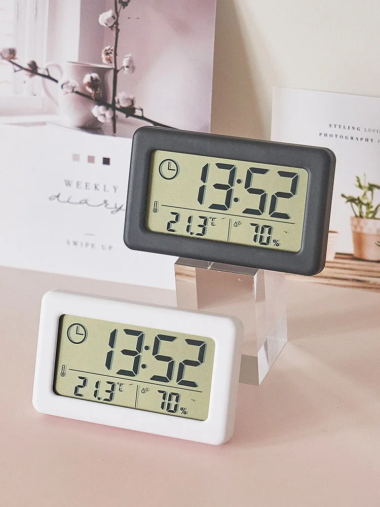 

Digital LED Mute Desktop Clock Convenient Temperature Sensor Mini Home Hygrometer Gauge Bedroom Simple Indoor Electronic Watch