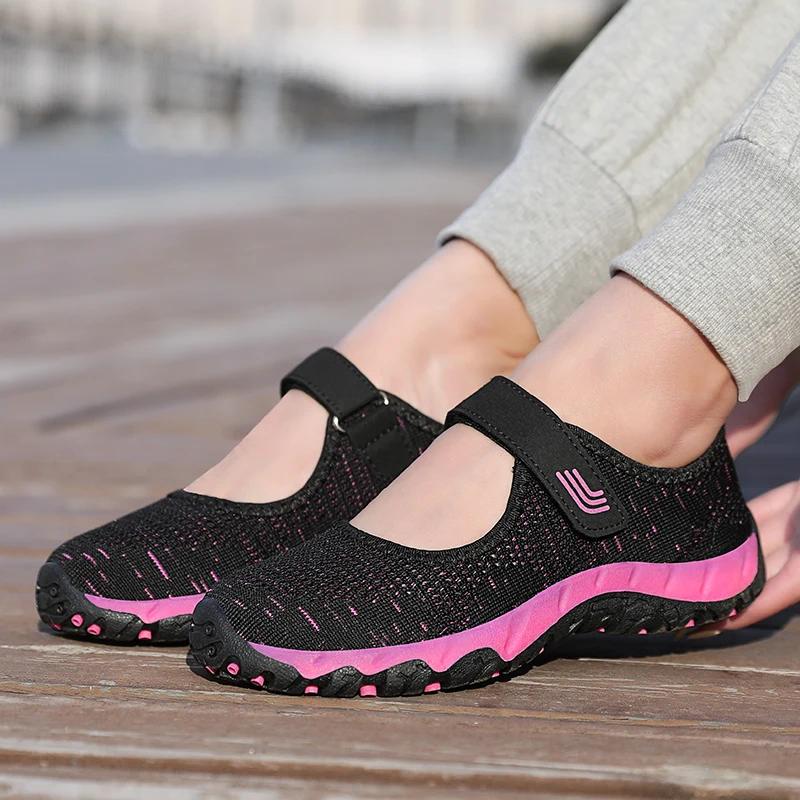 Summer Non-slip Soft Mother Sneakers Breathable Walking Mesh Travel Casual Shoes Women's Comfortable Lightweight Flat Sneakers