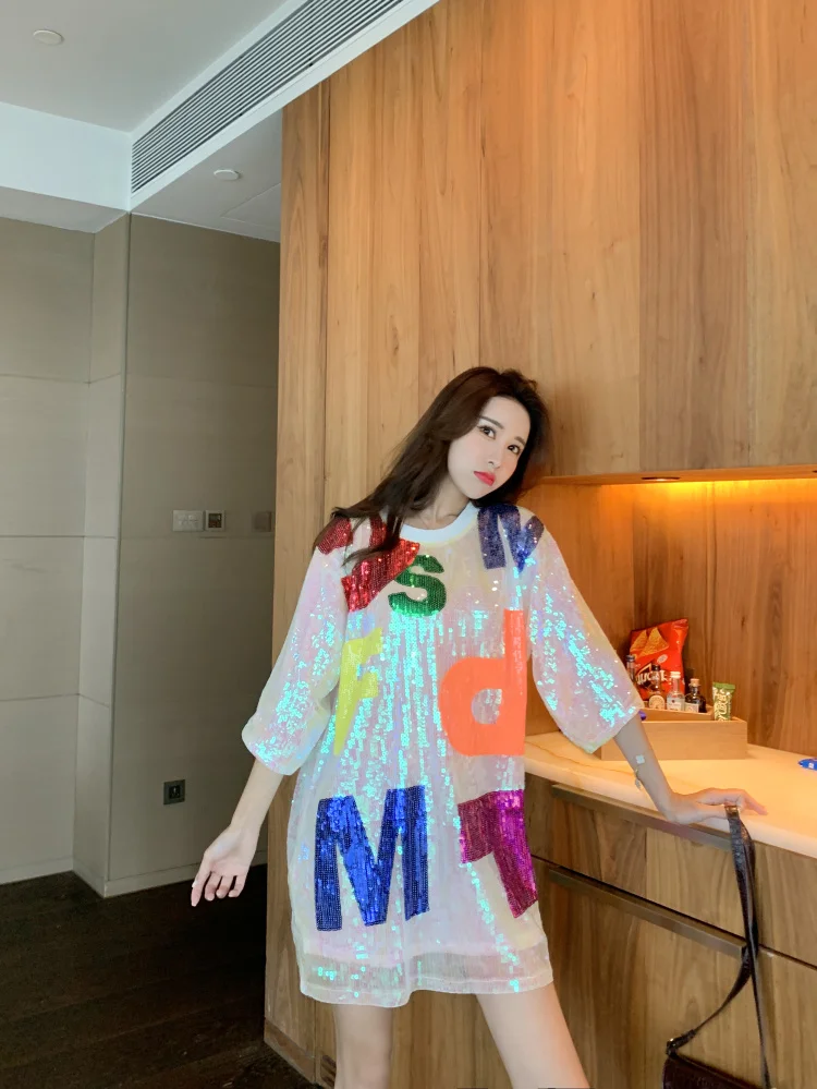 

DALMAZZO, новая летняя уличная одежда, свободная длинная футболка с принтом букв и блестками, Женский пуловер Топы прямого кроя ночной клуб, сце...