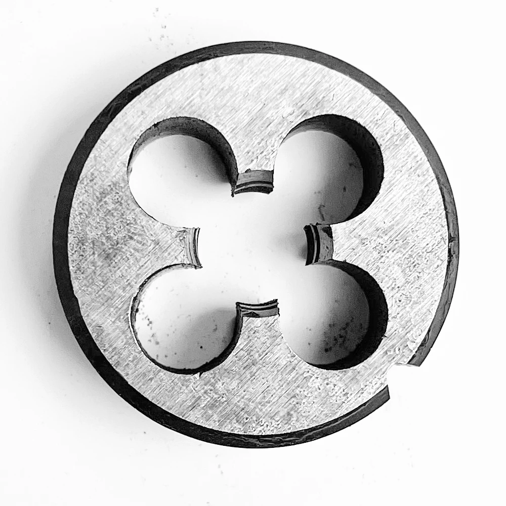 Круглые штампы HUAZHICHUN 1/2 дюйма-20 UNF метрический круглый штамп резьбонарезной из