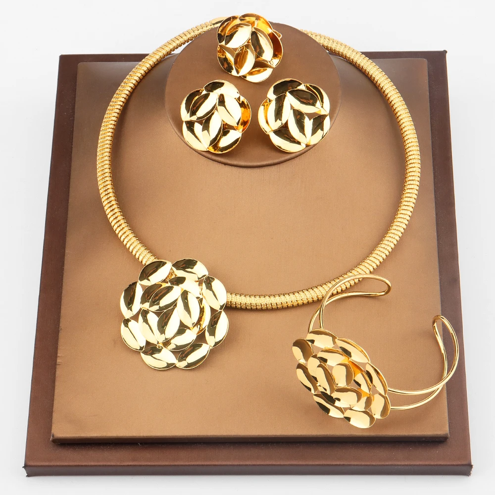 

Classic Metal Jewelry Sets for Women Fashion Dubai Copper Jewelry Necklaces Gold Plated Earrings Party Wedding Gift for Women