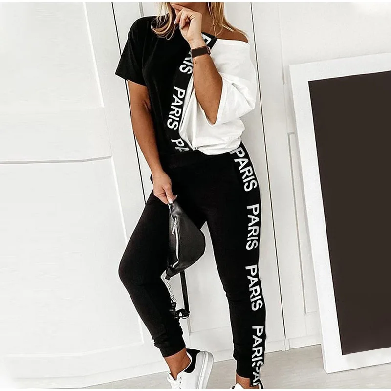 

Summer New Women's Black and White Letter Contrast Print Off Shoulder Set