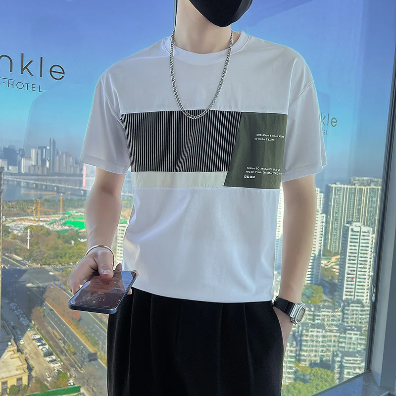 

Мужская футболка с коротким рукавом, круглым вырезом и контрастными цветами